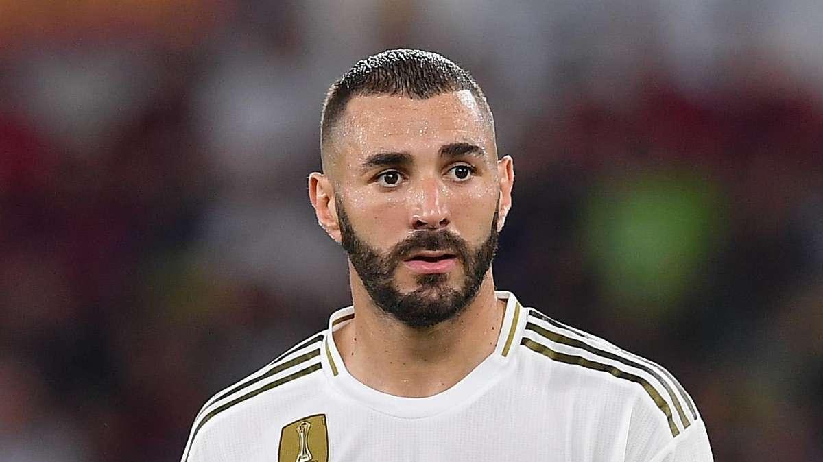 VIDEO - "Non darla a Vinicius, gioca contro di noi!", bufera su Benzema nell'intervallo col M'Gladbach