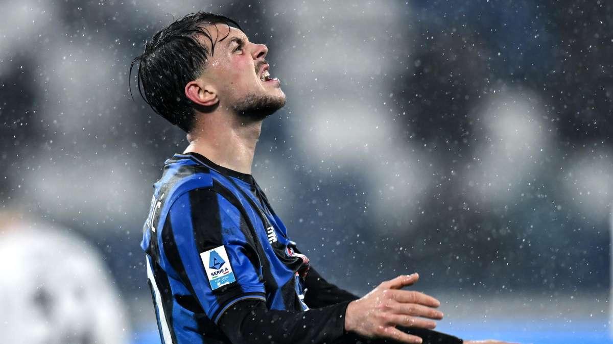 Atalanta-Napoli 2-1 (18' Beukema, 61' Pasalic, 81' Samardzic): vince l'Atalanta, ma ancora errori arbitrali