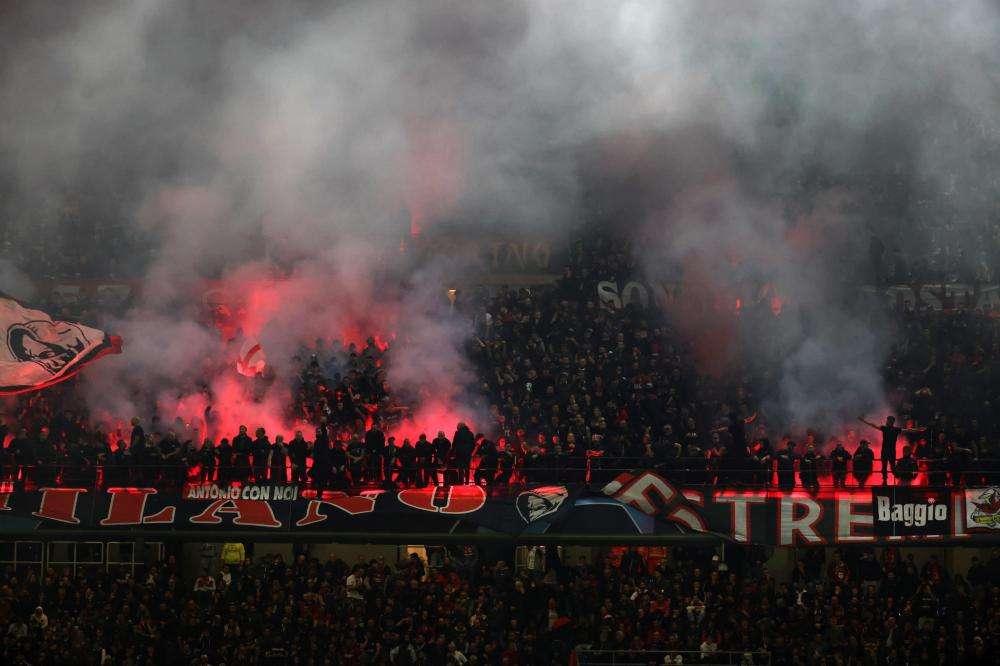 UFFICIALE - Milan-Inter, Daspo a 15 tifosi rossoneri: tra questi padre e figlio per aggressione
