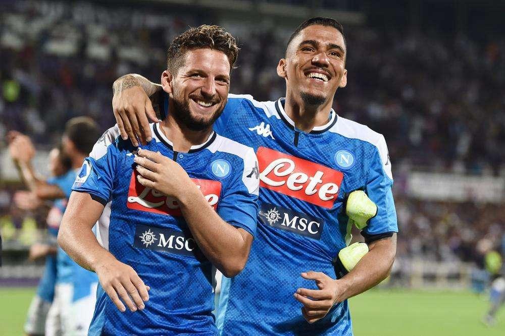 CdS - Allan-Mertens, botta e risposta vibrante in ritiro: il retroscena