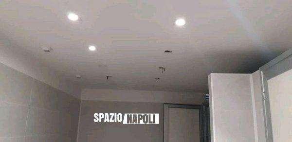 Ass. Borriello conferma: "Rubati i faretti da due nuovi bagni. Sono preoccupato per i sediolini"