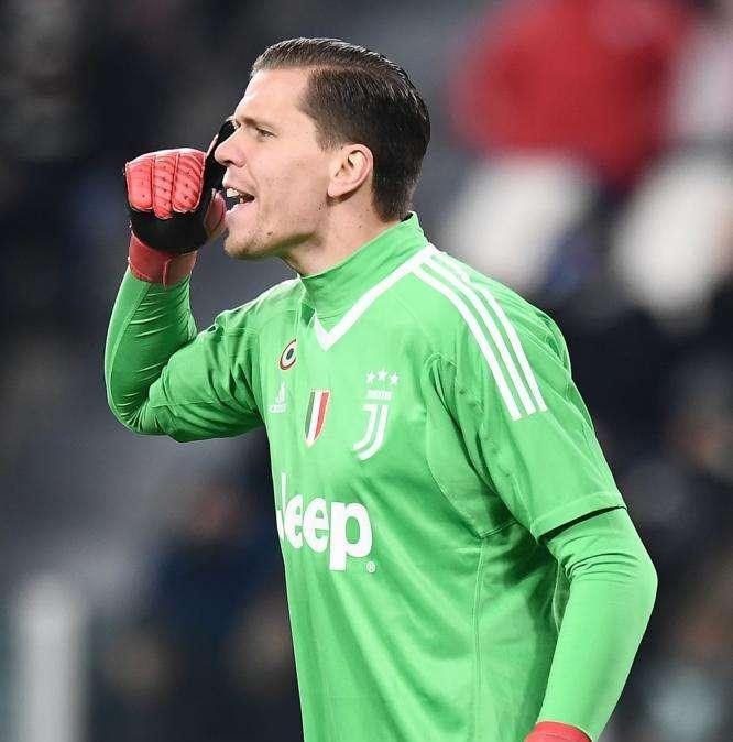 Juventus, Szczesny carico: "Napoli e Roma hanno vinto, ora contano solo i tre punti!"