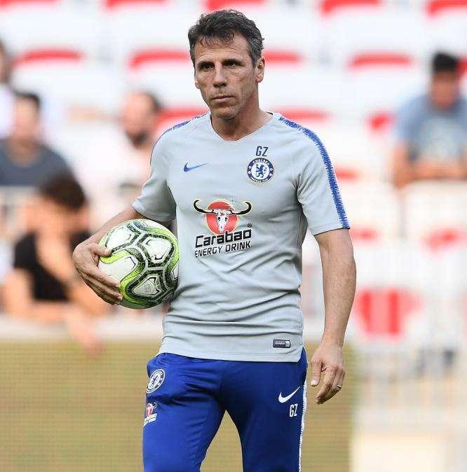 Chelsea, ag. Zola: "Tante voci su un addio di Sarri, ora il peggio è passato e Maurizio si sta adeguando alla Premier"