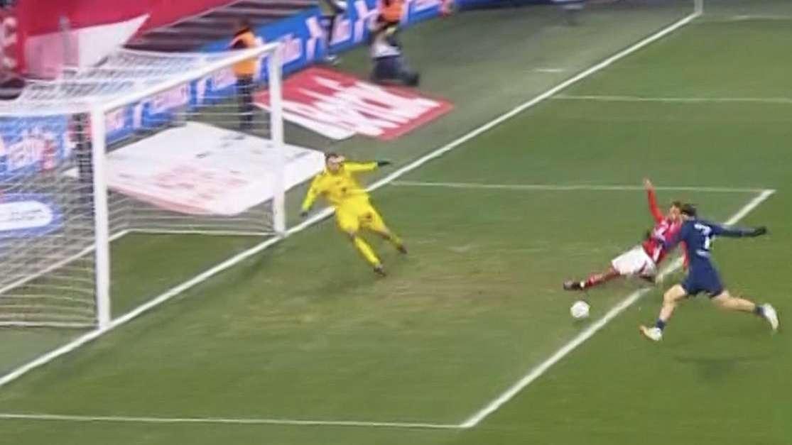 Kvara, che errore! Il georgiano si divora il primo gol col PSG