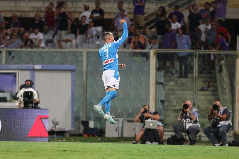 FOTO - Nuovo taglio e nuovo colore per Callejon: look rinnovato per la sfida al Verona
