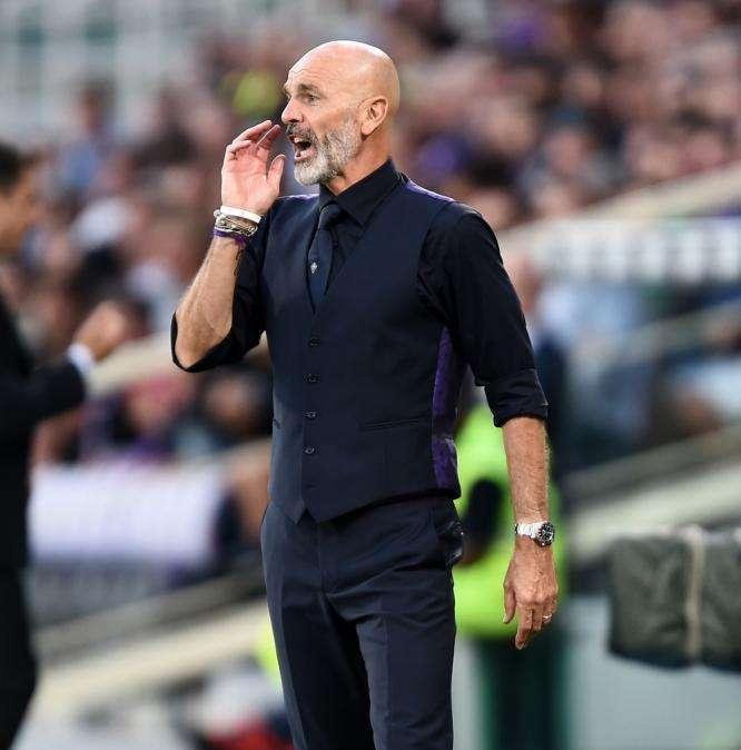 Fiorentina, Pioli con un dubbio di formazione in attacco. E senza Lafont tra i pali