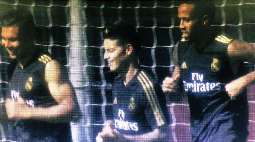 UFFICIALE - James torna ad allenarsi col Real: il comunicato del club