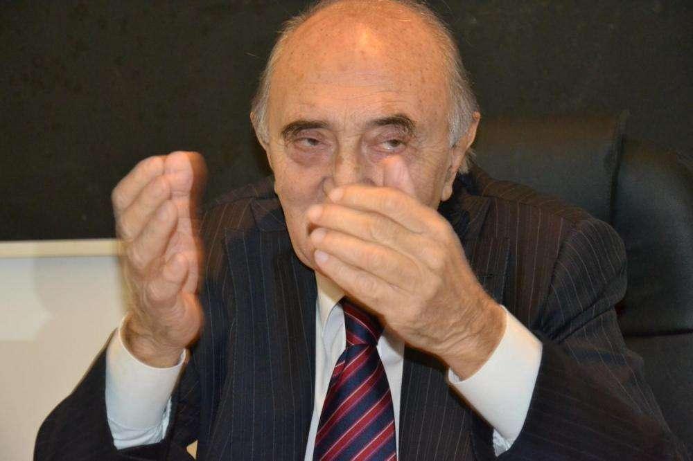 Ferlaino all'attacco: "Ventura aspetta il licenziamento per non perdere i soldi. Non si dimetterà nessuno"