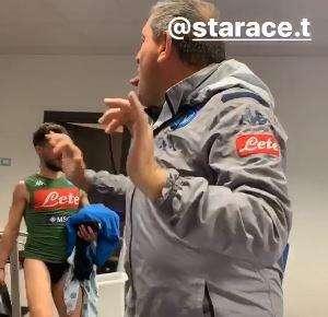 VIDEO - Starace scatenato: torna a ballare con Mertens e Manolas riprende tutto 