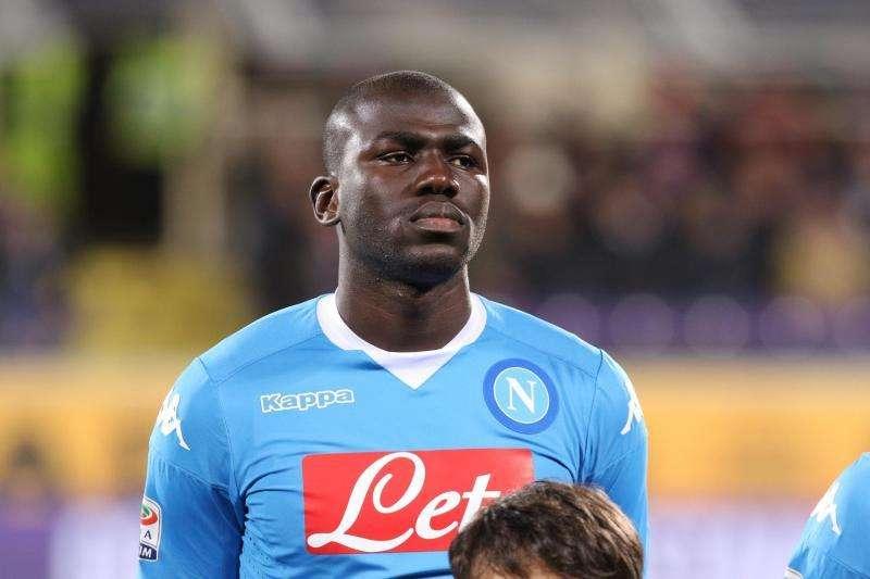 L'ira dei tifosi sulla pagina social di Koulibaly: "Chiedi scusa o vai via! Impara da Hamsik"