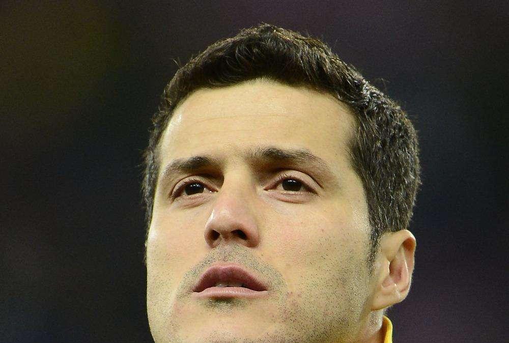 Julio Cesar-Napoli, l’agente chiarisce: “Non è tutto fatto, ma la firma può arrivare a breve. Un altro club interessato”