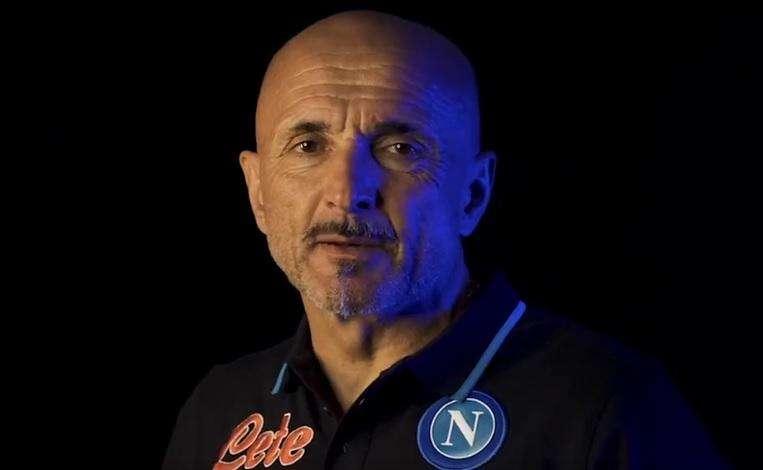 VIDEO - "Fermate la guerra!", l'appello in tutte le lingue dei giocatori del Napoli