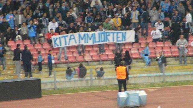 FOTO - Tifo poliglotta...dall'italiano al tedesco il passo è breve