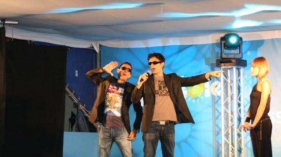 RILEGGI LIVE - Made in Sud nella Piazza di Dimaro. I tifosi a DeLa: "Portaci Higuain". E lui: "Stiamo comprando e compreremo ancora"