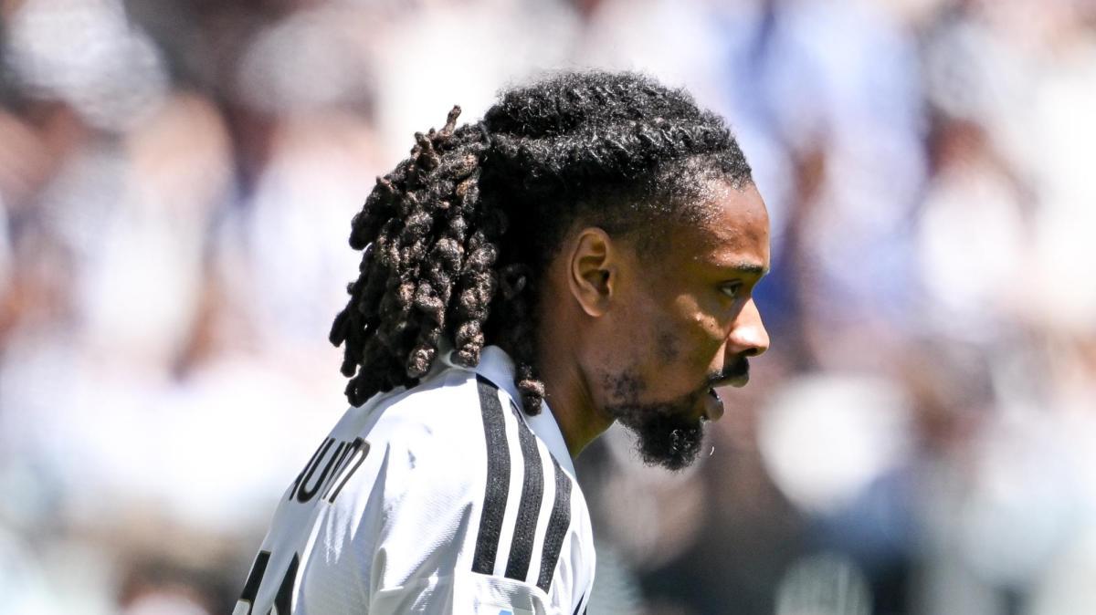 La Juventus può perdere un pezzo pregiato: su Thuram l'ombra della Premier