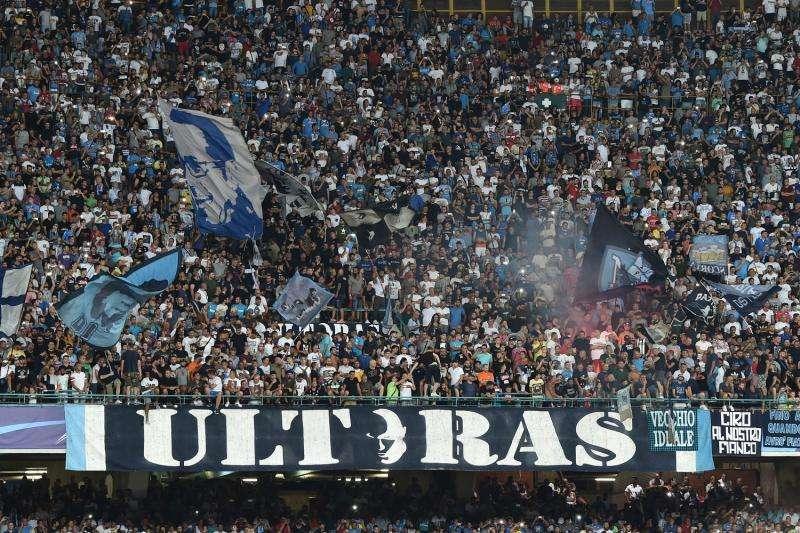 Napoli-Feyenoord, azzurri senza il San Paolo: rischio flop, vendita a rilento anche per le Curve