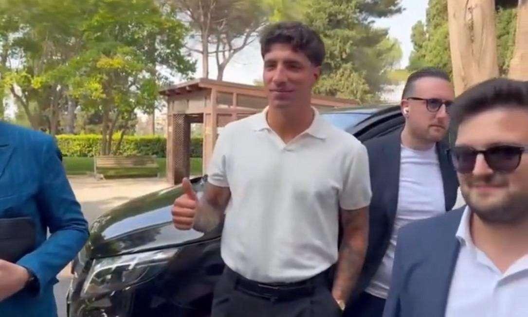 Luca Marianucci è a Villa Stuart: visite mediche, poi firma e annuncio
