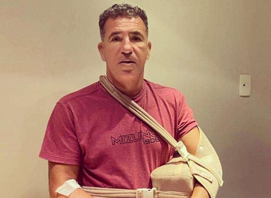 FOTO - Careca operato alla spalla: l'ex bomber azzurro ringrazia i medici