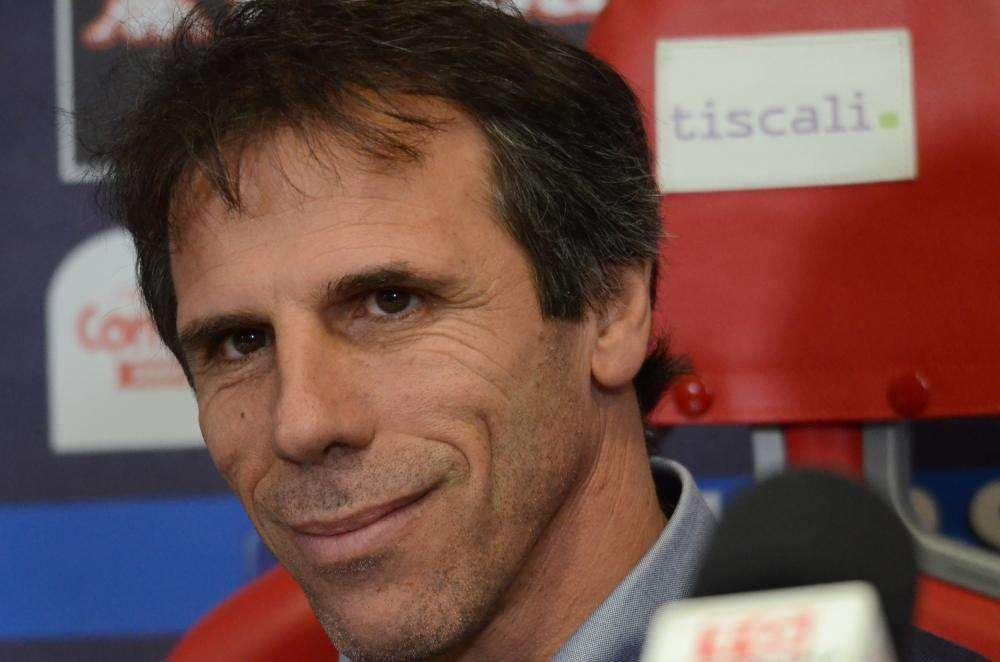 Zola a Tiki Taka: "Vincere lo Scudetto a Napoli fu incredibile, con quel pubblico diventa tutto più facile"