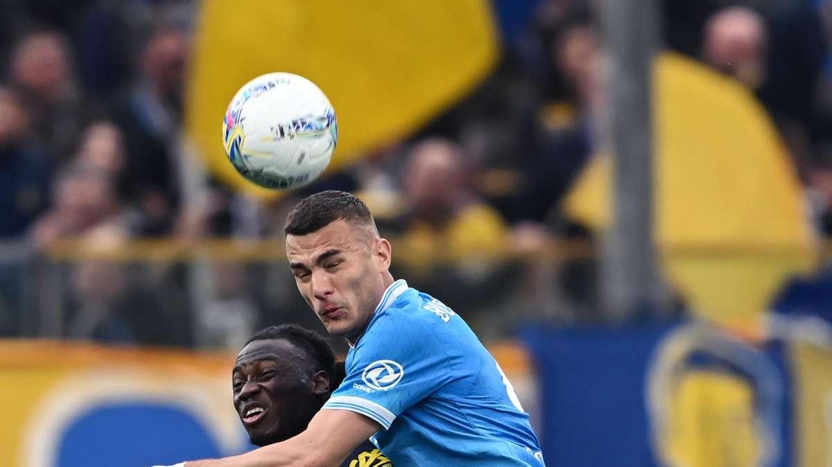Parma, Elphege a Dazn: "Assist? Ho un buon salto, sono contento"