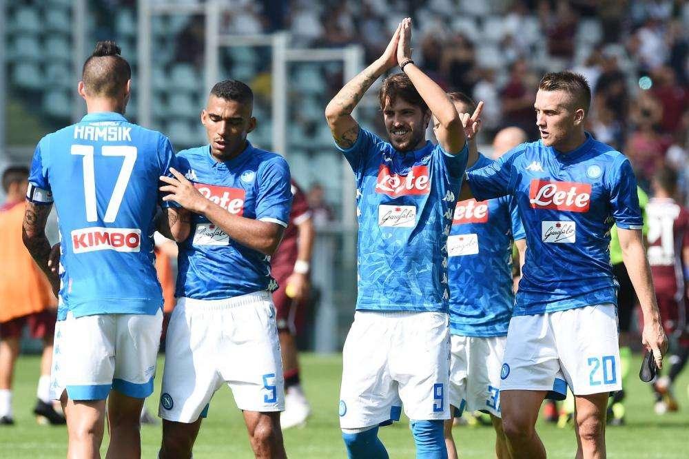 Fabian alla Insigne e da Udine parte un segnale al campionato: il Napoli vuole giocarsela fino alla fine