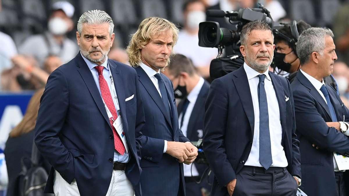 VIDEO - Segna il Sassuolo, Nedved impazzisce in tribuna: immagini virali sui social