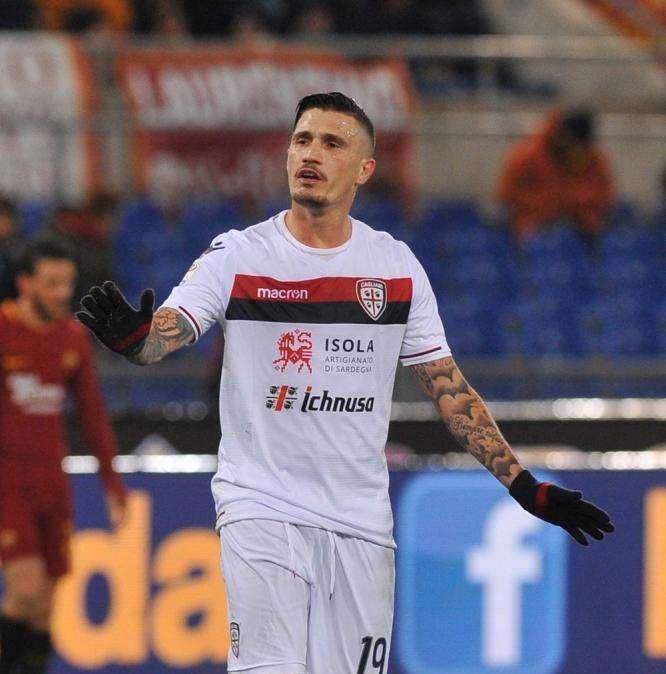 Qui Cagliari: La squadra si allena verso il Napoli. Partitella ed esercitazioni, Farias e Pisacane a parte 