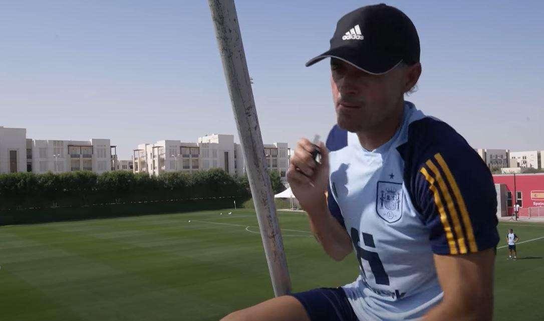 VIDEO - Il metodo Luis Enrique: quando dirigeva gli allenamenti della Spagna dall'alto