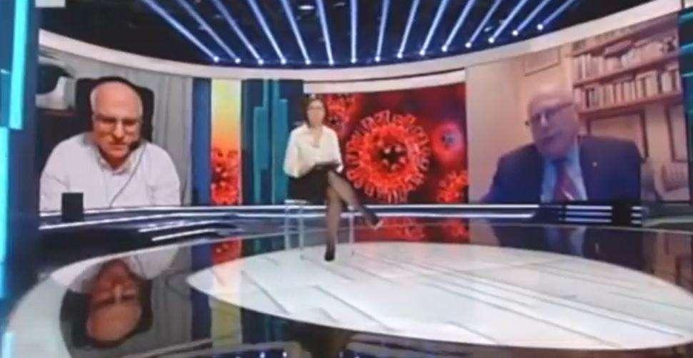 VIDEO  - Incredibile, da Milano Galli sminuisce il dottor Ascierto sul farmaco sperimentale: "Nasce dalla Cina"