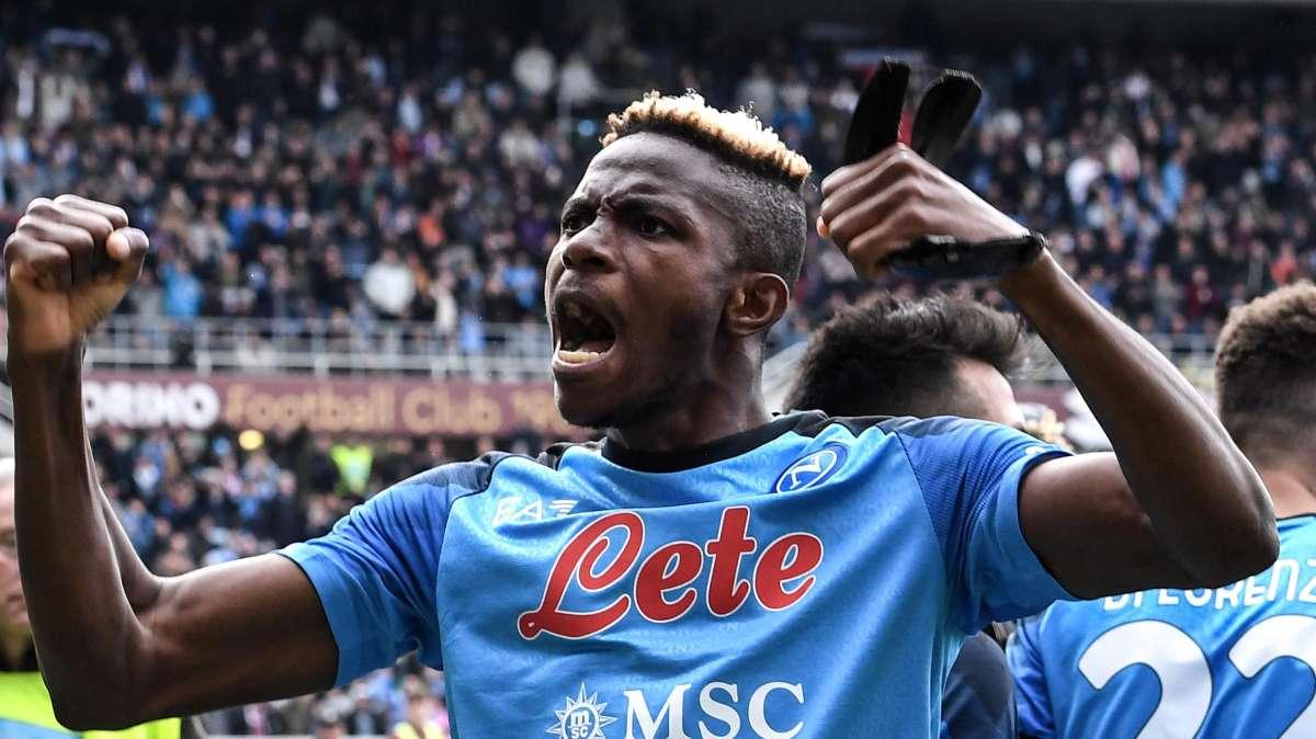 Gazzetta - Osimhen l'apriscatole: solo due centravanti meglio di lui nel mondo