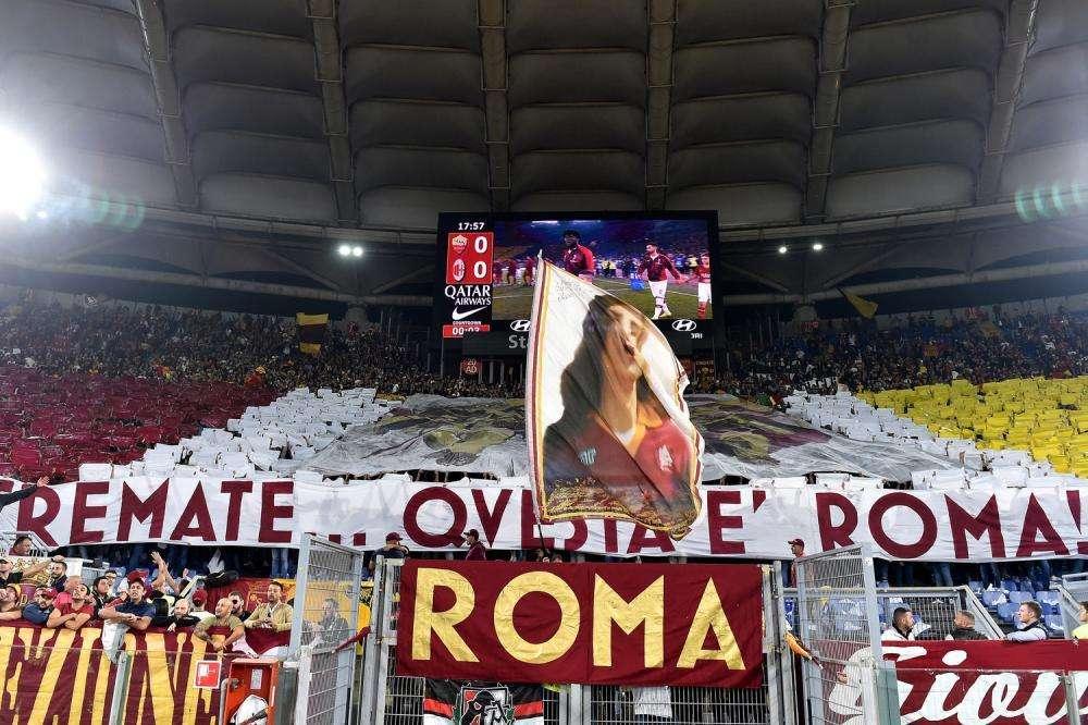 Roma, accolto parzialmente il ricorso contro multa e diffida per i cori discriminatori contro il Napoli