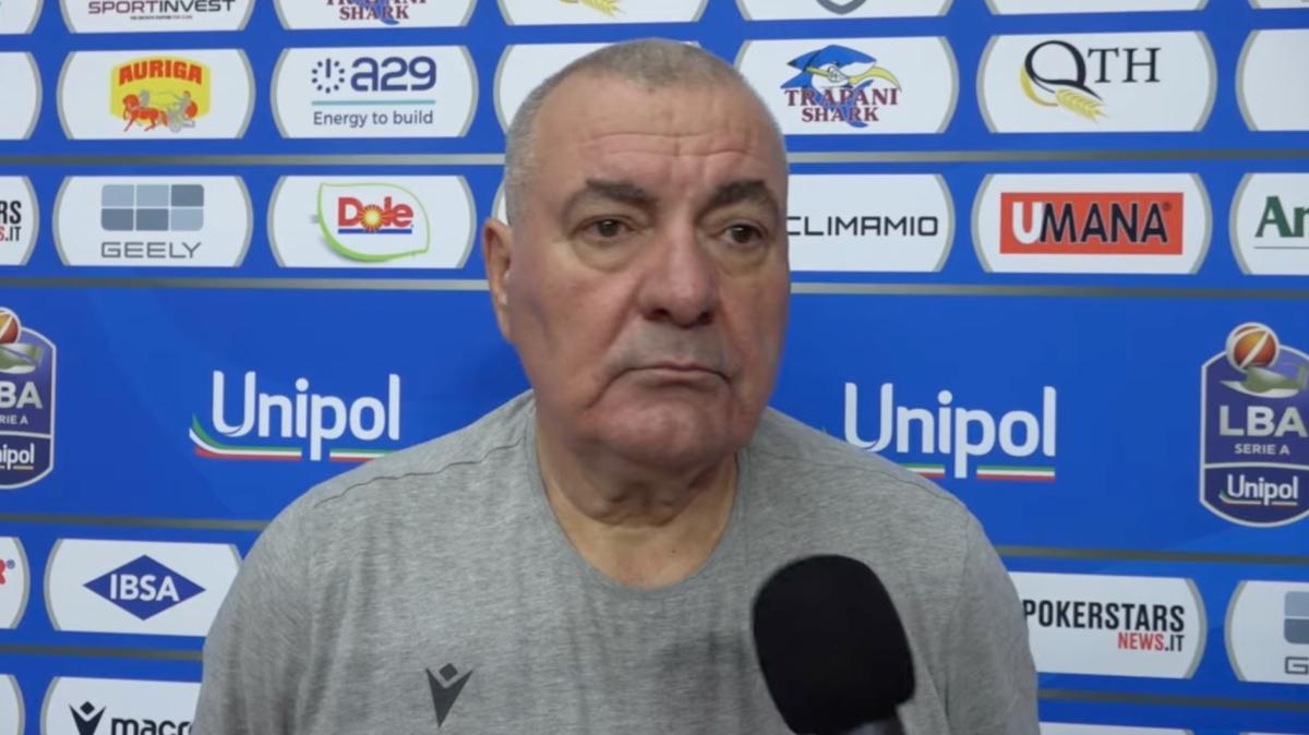 Guerri Napoli, asfaltata Udine. Repesa annuncia il primo colpo di mercato