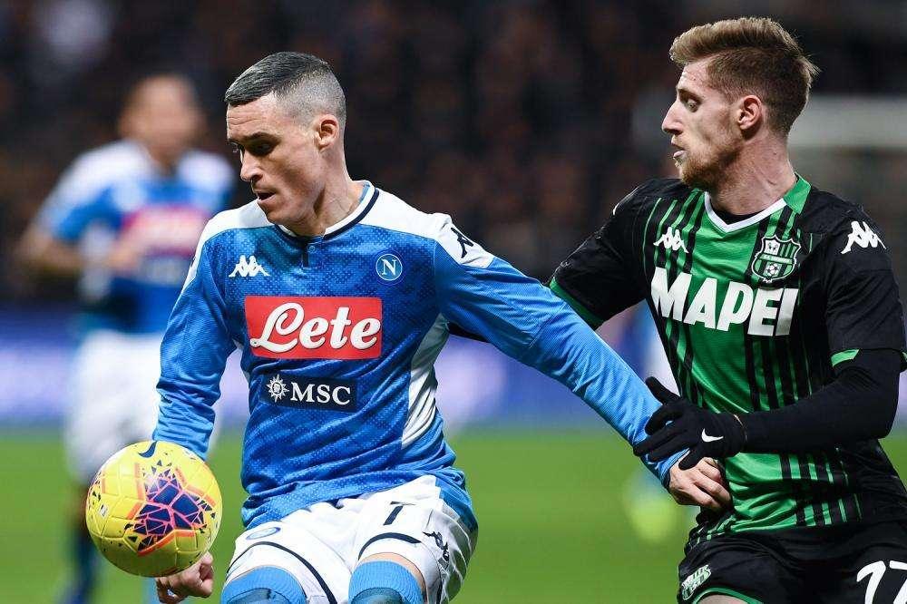Incredibile Napoli: traversa di Callejon, gol divorato da Mertens