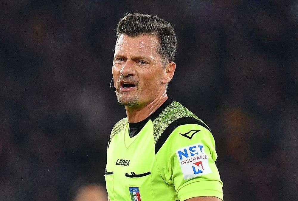 Arbitri, per Giacomelli (che fece infuriare il Napoli con l’Atalanta) un altro anno in deroga