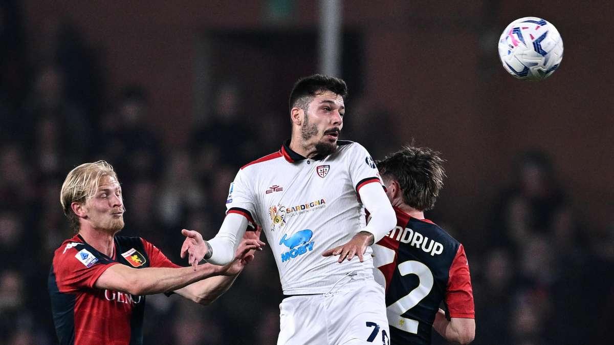 Il Cagliari vuole confermare Gaetano, stop di Conte: vuole valutarlo in ritiro