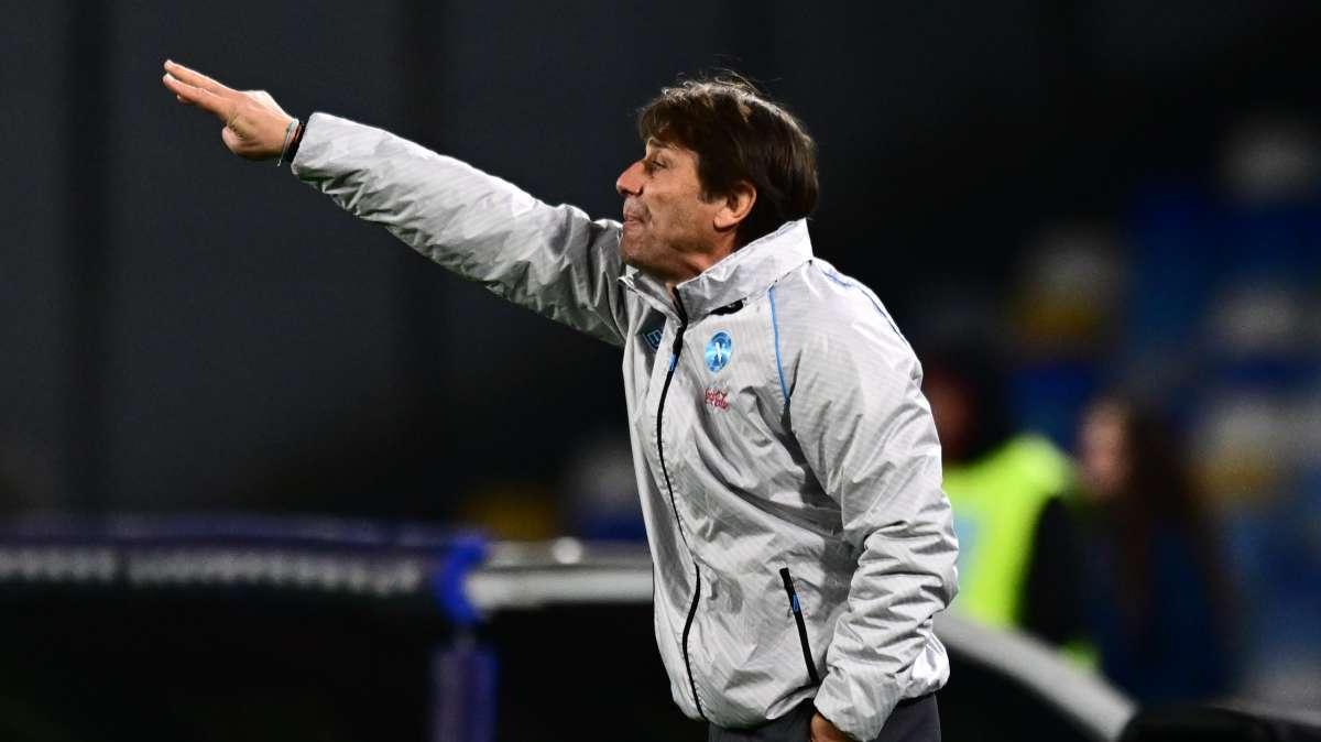 Napoli-Chelsea, le formazioni: le scelte di Conte e Rosenior