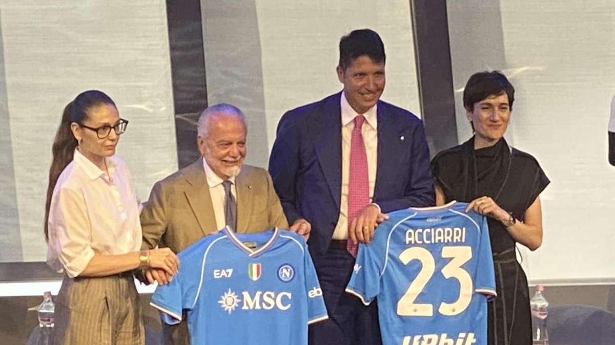 FOTO - ADL dopo la presentazione delle maglie: “Oggi comincia una nuova era”