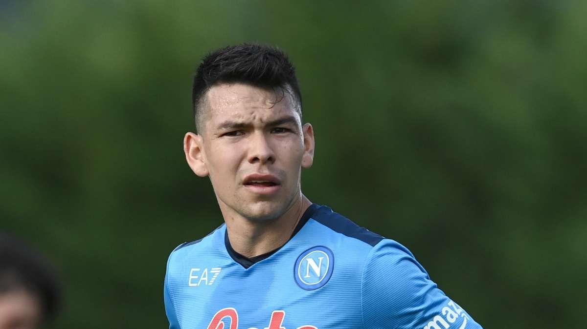 Napoli al riposo sull'1-0: decide un autogol provocato da Lozano, il più vivace