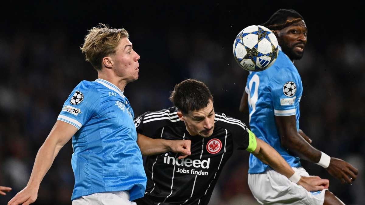 Il ko di De Bruyne, il cambio modulo, il lavoro alla Lukaku: Hojlund, i tempi si fanno duri