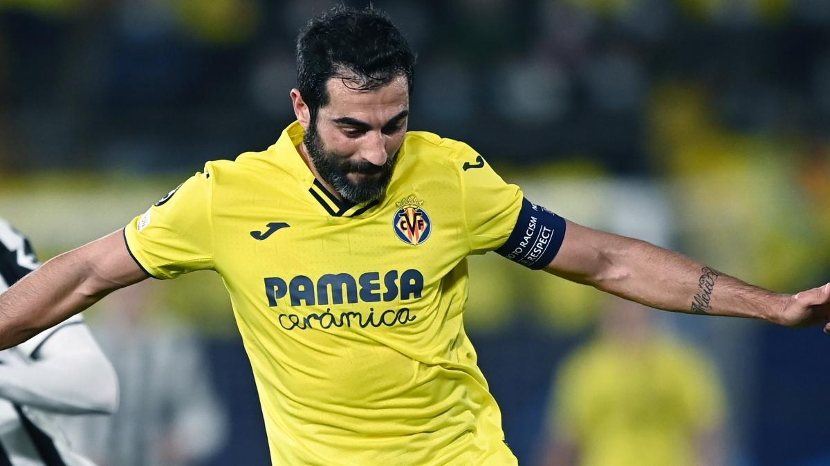 Albiol apre al ritorno: “Vorrei tornare a fare qualcosa. Mi emoziono quando vedo un napoletano”