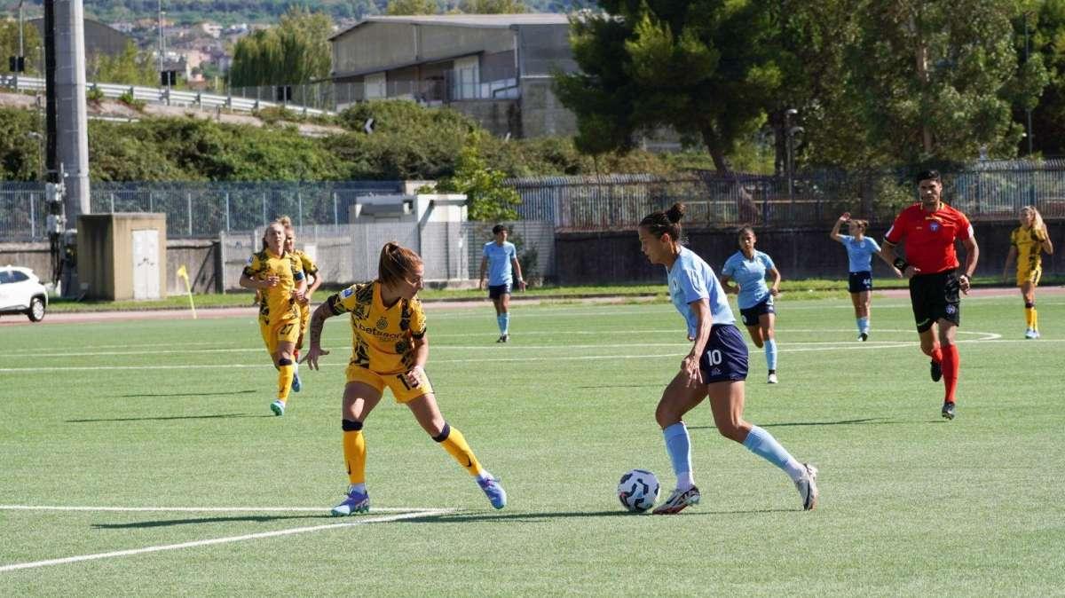 Pres. Napoli Women: “Offese alle nostre ragazze, non è la prima volta! C’è una sola soluzione…”