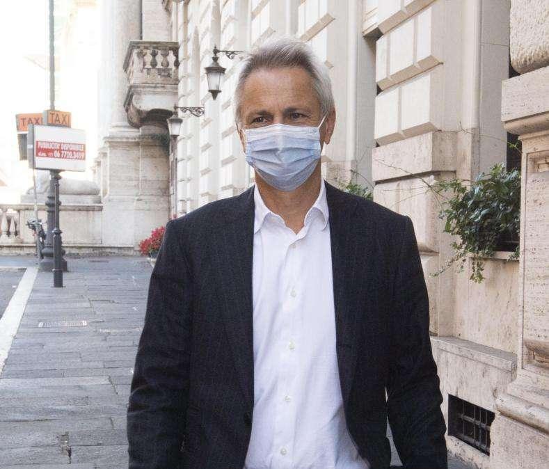 Lega A, Dal Pino duro con Inter e Juve: nel mirino i fondi e la Superlega  
