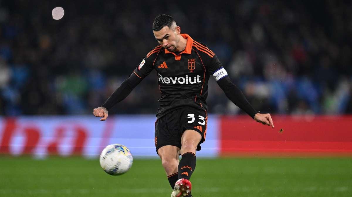 Como da Champions: vittoria 2-1 a Cagliari e Roma agganciata 