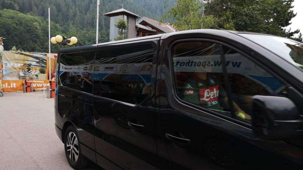 FOTO&VIDEO TN - Elmas è tornato a Dimaro dopo il viaggio a Roma: pronto per l'allenamento
