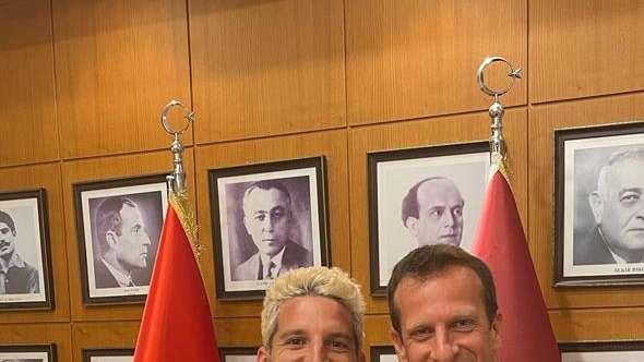 Mertens: “Primi mesi fantastici al Galatasaray, non potevo desiderare accoglienza migliore”