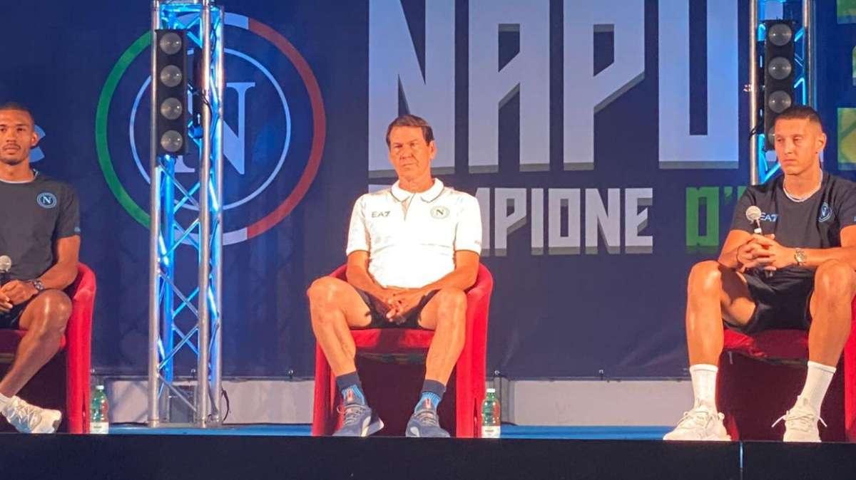 VIDEO - Garcia risponde a un tifoso sul violino allo Stadium: “Ora è diverso, c’è il VAR”