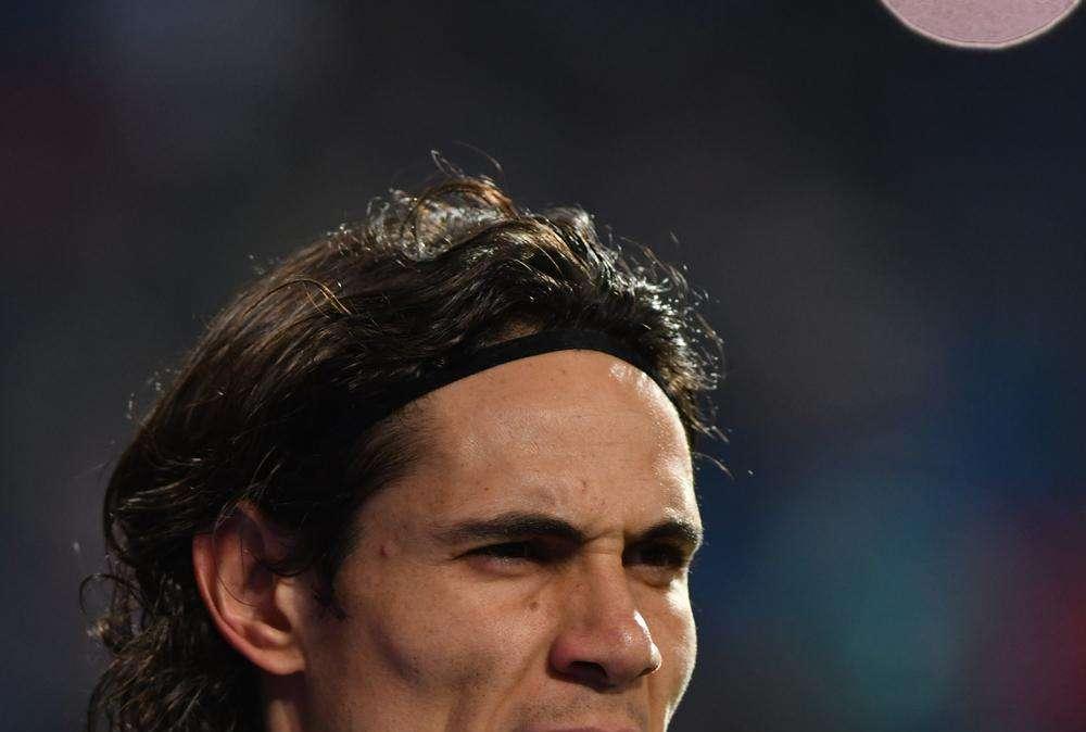 Cavani fischiato al Boca, critiche feroci in Argentina: “Ha 40 anni, deve smettere”