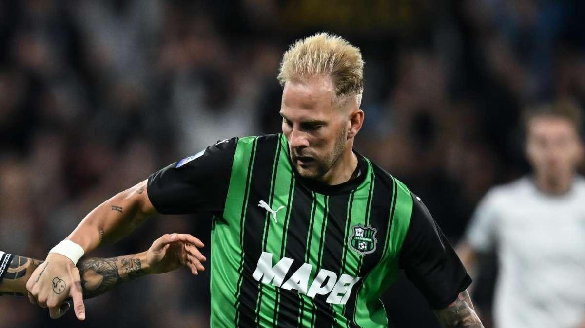 Napoli trafitto al primo tiro in porta: Sassuolo avanti 1-0 al 16'