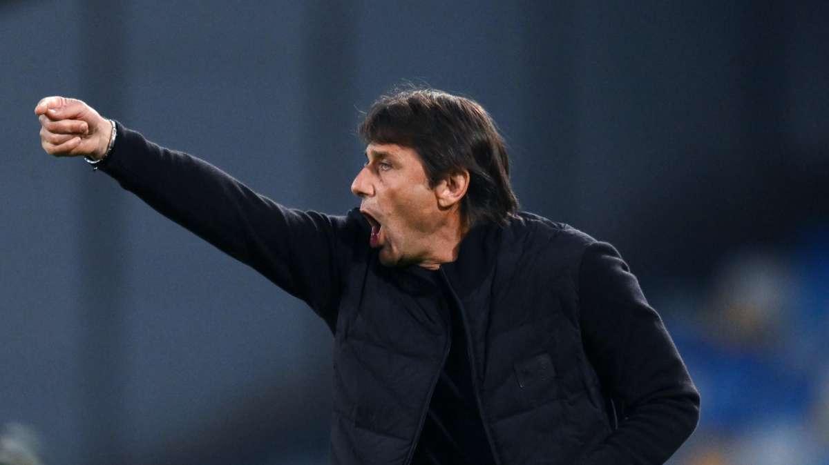 Conte-Italia, Tmw stila la lista di pro e contro per la Nazionale: "Garanzia, ma i giovani?"