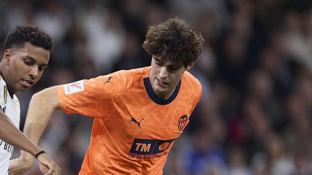 Accostato al Napoli, Javi Guerra fa dietrofront: era già dell'Atletico ma resta al Valencia